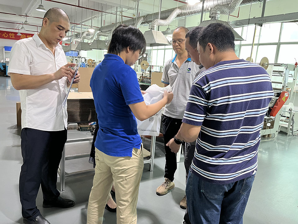 歡迎小米公司最后驗(yàn)廠環(huán)節(jié)！(圖2)